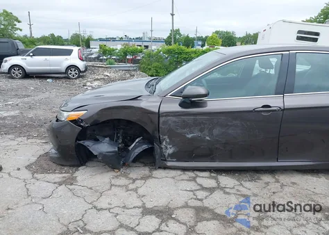 2019 Toyota Camry Xle из США, поврежденный, VIN 4T1B11HK1KU819432